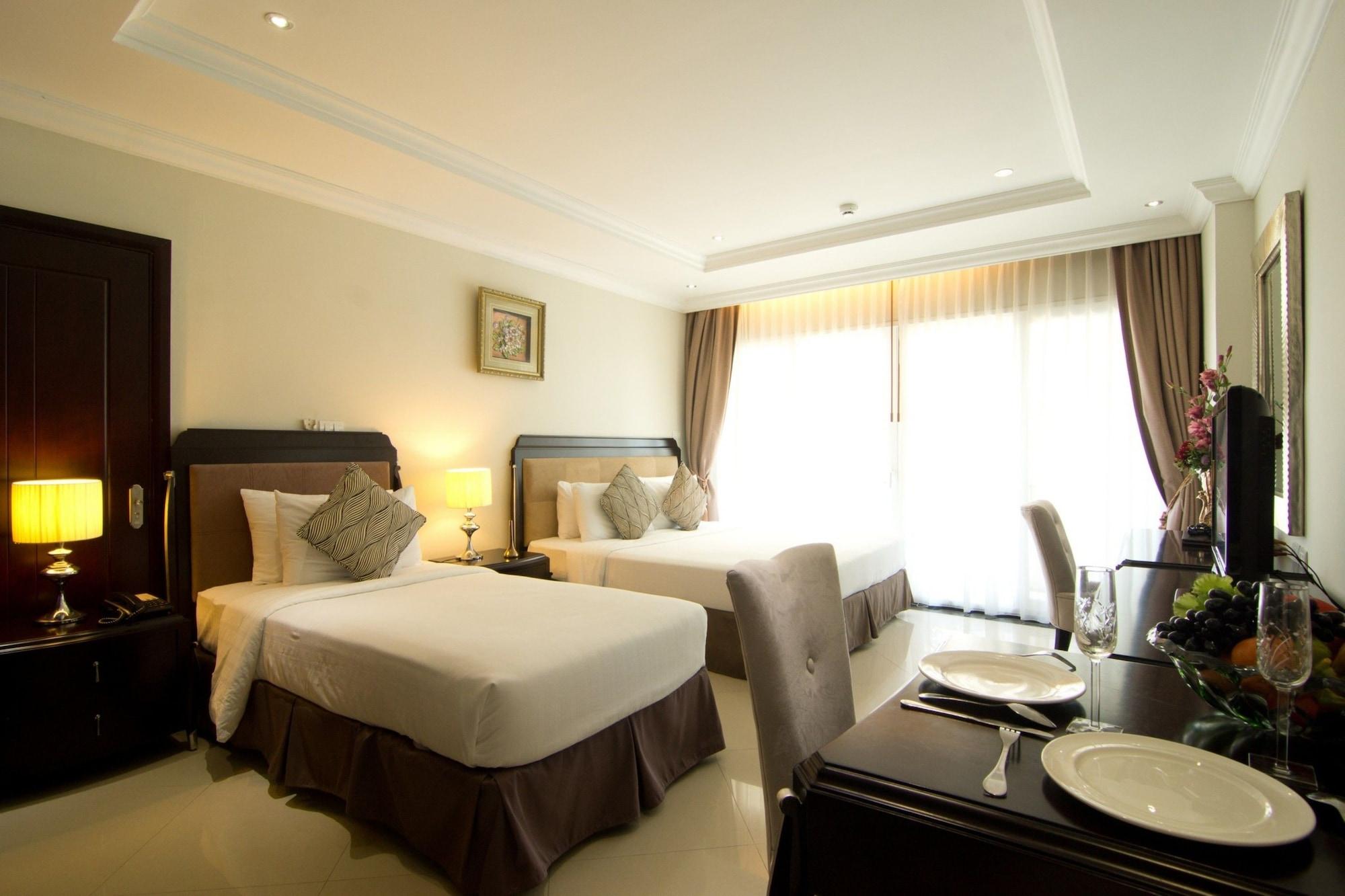 Lk Legend Hotel Pattaja Kültér fotó