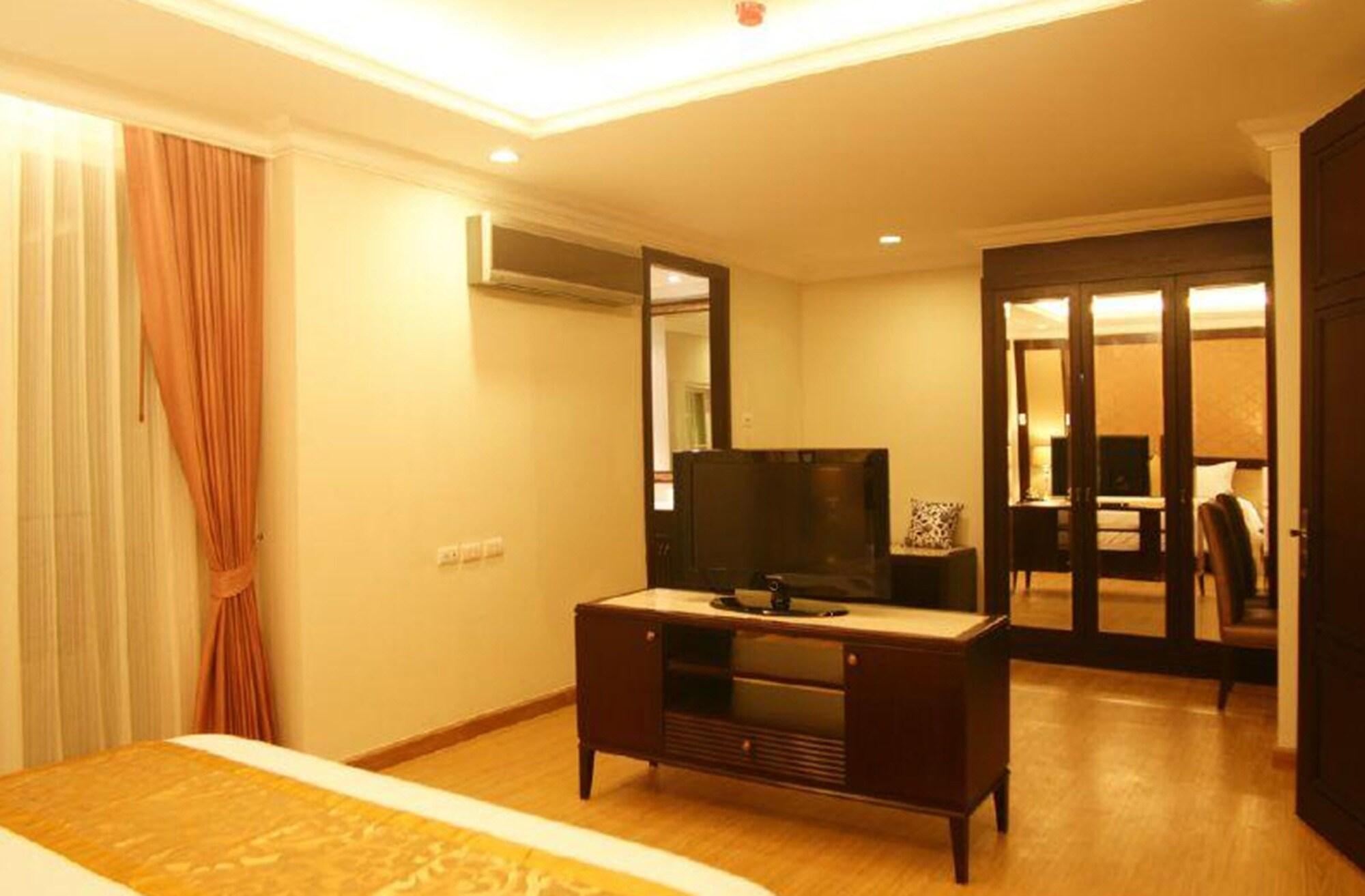 Lk Legend Hotel Pattaja Kültér fotó