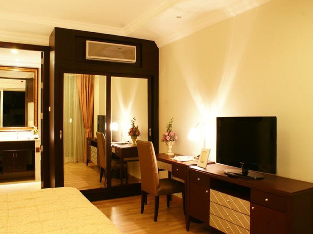 Lk Legend Hotel Pattaja Kültér fotó
